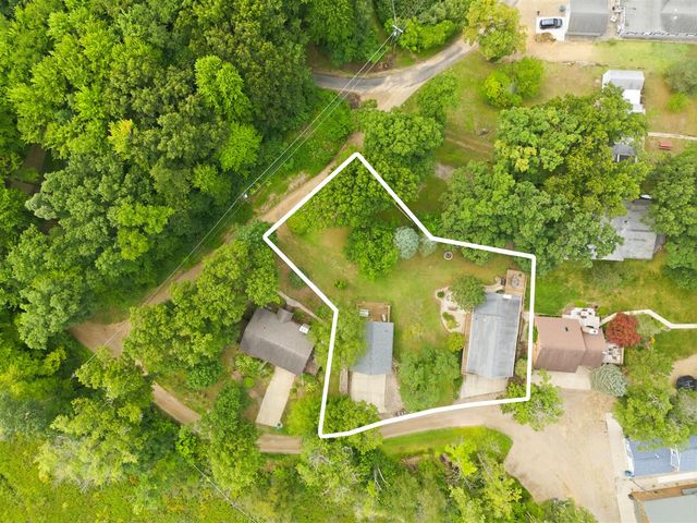 94482 Drive A, Lawton, MI 49065