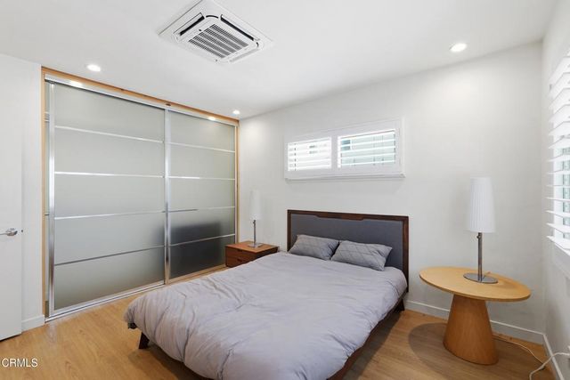 5236 Bellingham Avenue, Los Angeles, CA 91607