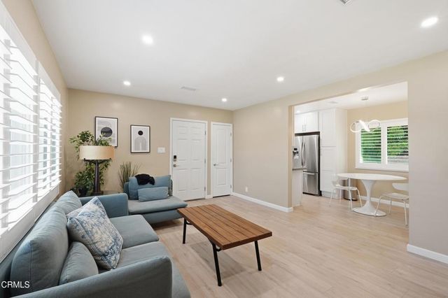 5236 Bellingham Avenue, Los Angeles, CA 91607