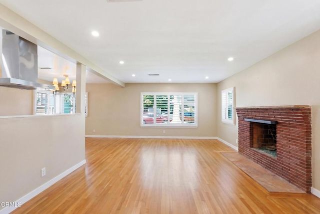 5236 Bellingham Avenue, Los Angeles, CA 91607