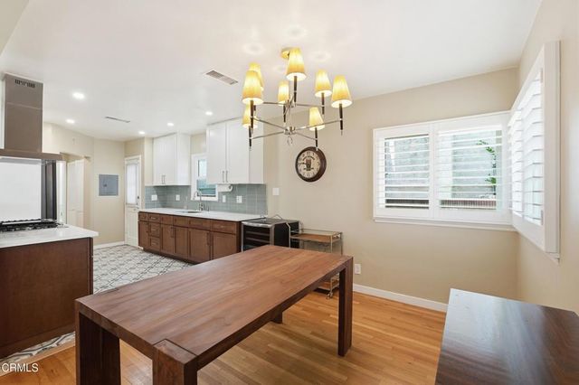 5236 Bellingham Avenue, Los Angeles, CA 91607