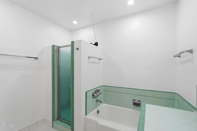 5236 Bellingham Avenue, Los Angeles, CA 91607
