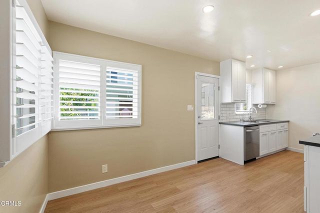5236 Bellingham Avenue, Los Angeles, CA 91607