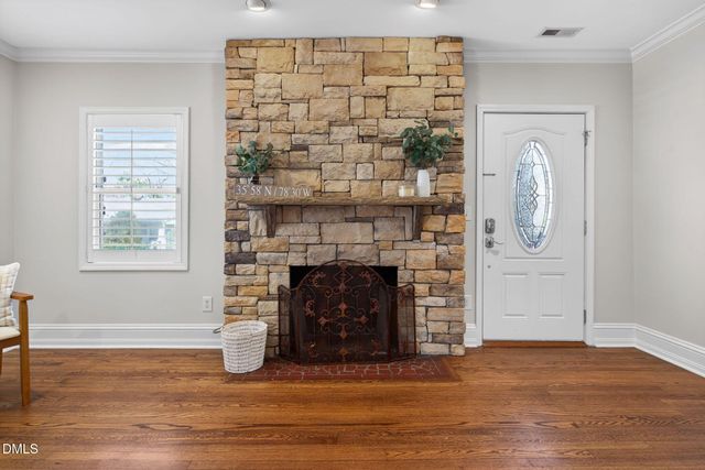 119 W Vernon Avenue, Wake Forest, NC 27587