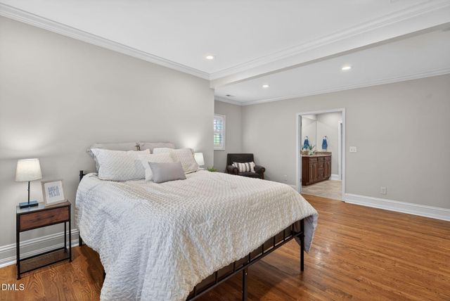 119 W Vernon Avenue, Wake Forest, NC 27587