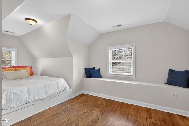 119 W Vernon Avenue, Wake Forest, NC 27587