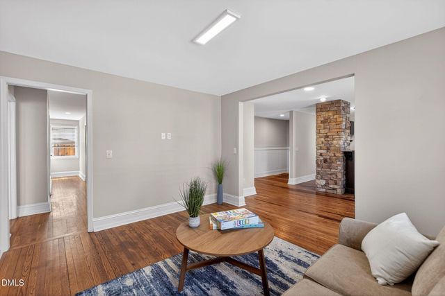 119 W Vernon Avenue, Wake Forest, NC 27587