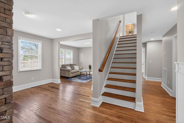 119 W Vernon Avenue, Wake Forest, NC 27587