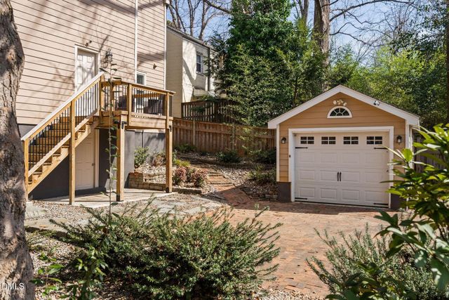 119 W Vernon Avenue, Wake Forest, NC 27587