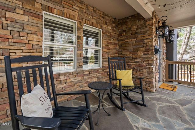 119 W Vernon Avenue, Wake Forest, NC 27587