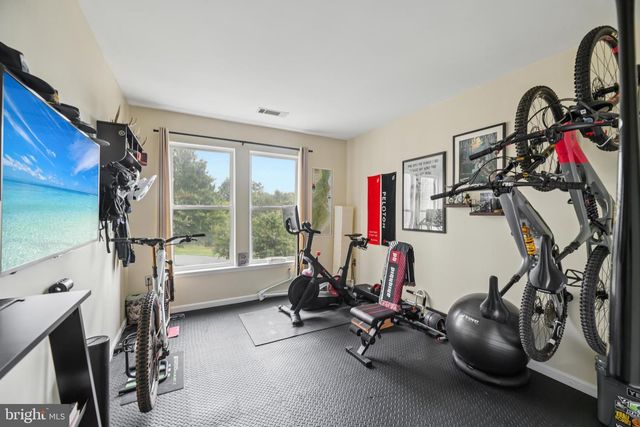 1621 LADUE CT #207, Woodbridge, VA 22191
