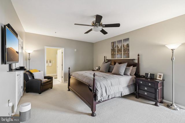 1621 LADUE CT #207, Woodbridge, VA 22191