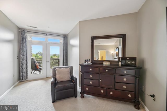 1621 LADUE CT #207, Woodbridge, VA 22191