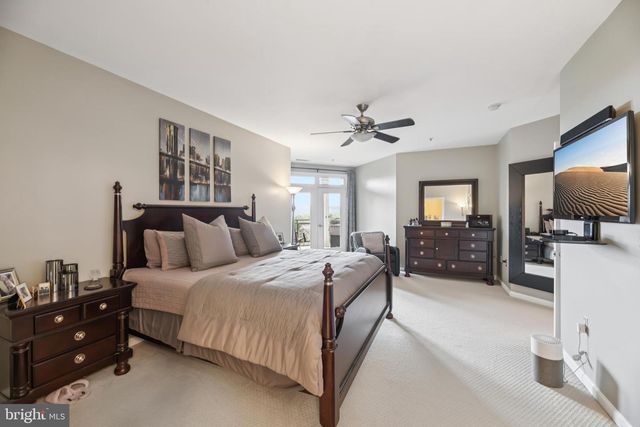 1621 LADUE CT #207, Woodbridge, VA 22191