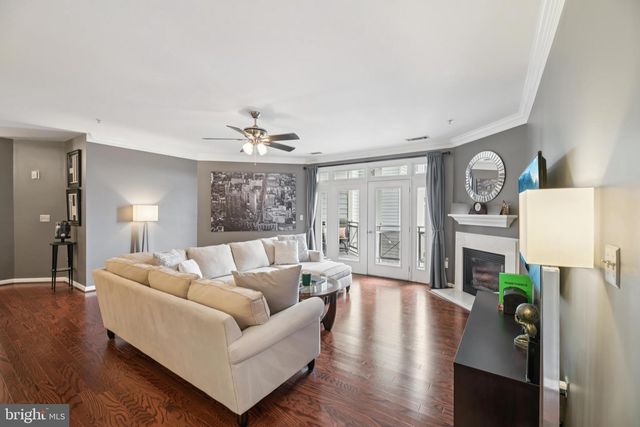 1621 LADUE CT #207, Woodbridge, VA 22191