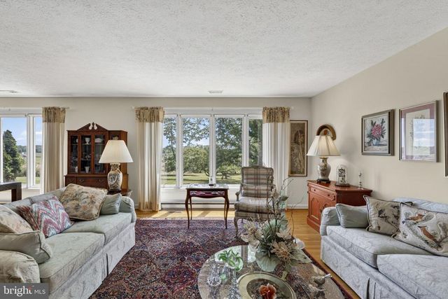 15669 OAKLAND RD, Reva, VA 22735
