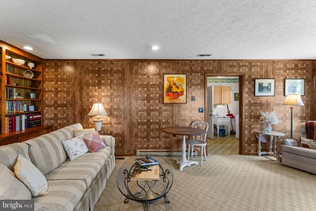 15669 OAKLAND RD, Reva, VA 22735