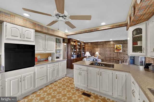 15669 OAKLAND RD, Reva, VA 22735