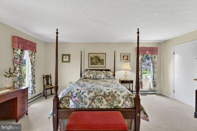 15669 OAKLAND RD, Reva, VA 22735