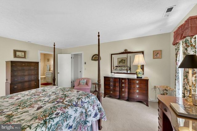 15669 OAKLAND RD, Reva, VA 22735