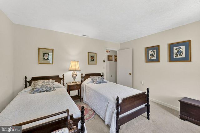 15669 OAKLAND RD, Reva, VA 22735