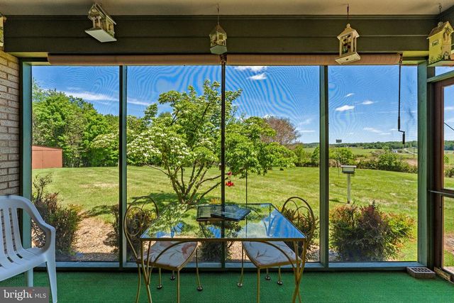 15669 OAKLAND RD, Reva, VA 22735