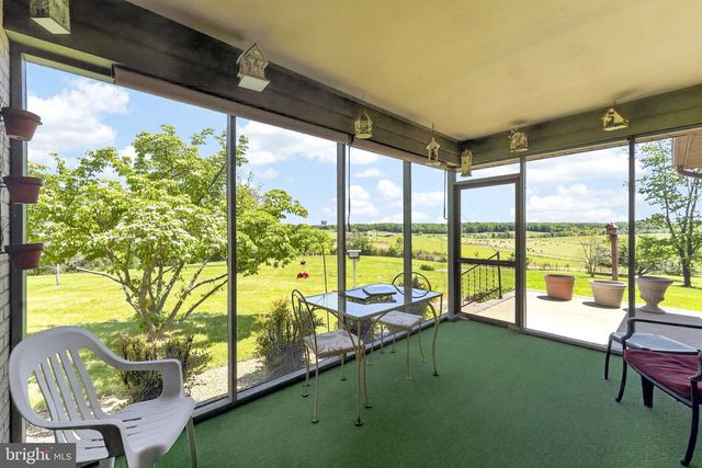 15669 OAKLAND RD, Reva, VA 22735