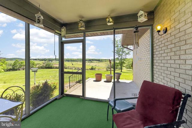 15669 OAKLAND RD, Reva, VA 22735