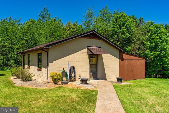 15669 OAKLAND RD, Reva, VA 22735