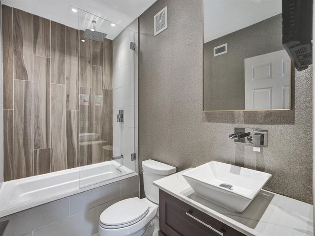 2351 W PRESERVE Way 303, Miramar, FL 33025