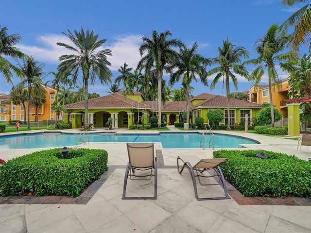 2351 W PRESERVE Way 303, Miramar, FL 33025