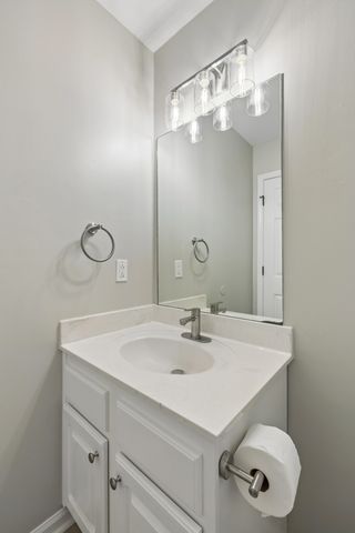 162 Overlook Ct, Kingston Springs, TN 37082