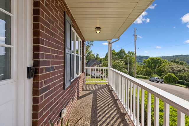 162 Overlook Ct, Kingston Springs, TN 37082