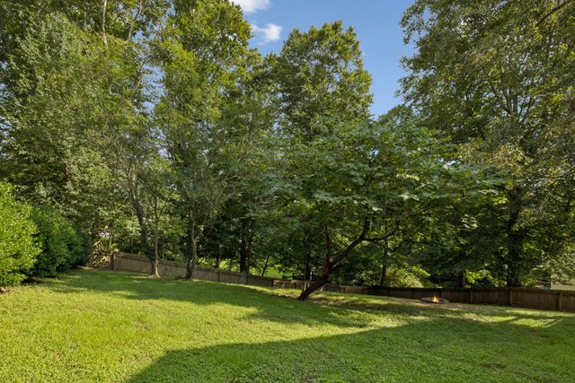 162 Overlook Ct, Kingston Springs, TN 37082