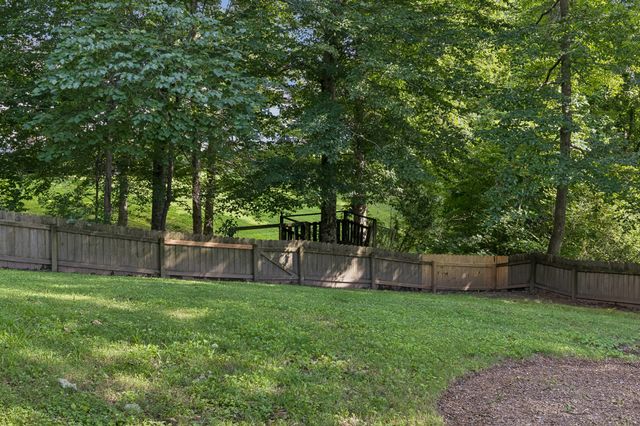 162 Overlook Ct, Kingston Springs, TN 37082