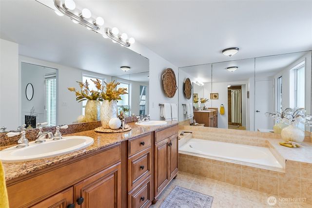 15710 SE 46th Way, Bellevue, WA 98006