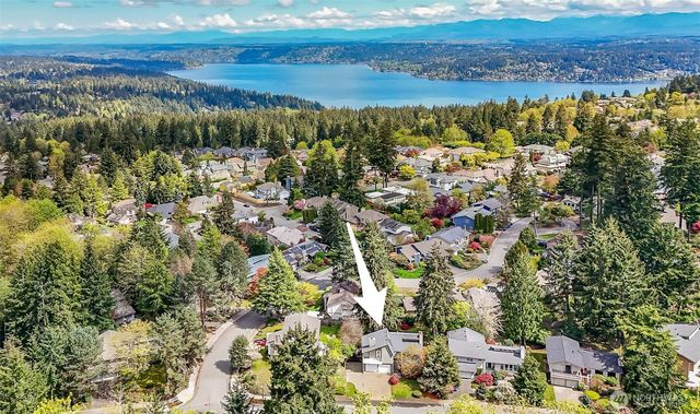 15710 SE 46th Way, Bellevue, WA 98006