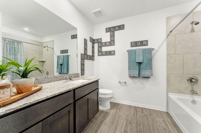 2504 Old Glory Lane, Bay City, TX 77414
