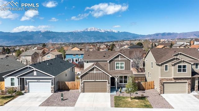 3932 Ryedale Way, Colorado Springs, CO 80922