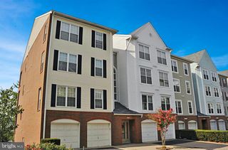 245 S PICKETT ST #102, Alexandria, VA 22304