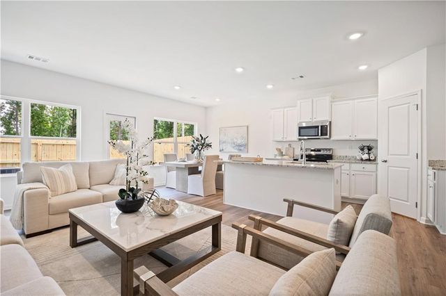 1817 Dawn Rd 15, Conyers, GA 30013