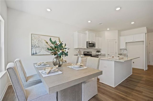 1817 Dawn Rd 15, Conyers, GA 30013