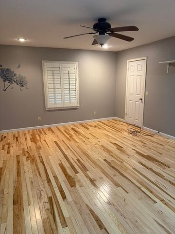 2702 Paula Drive Drive, West Plains, MO 65775