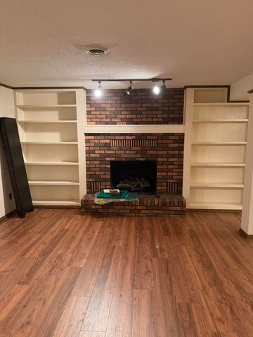 2702 Paula Drive Drive, West Plains, MO 65775