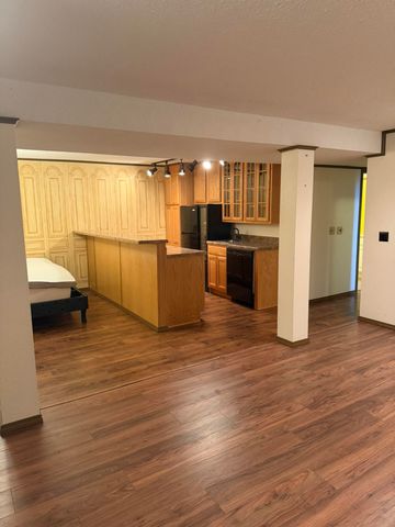 2702 Paula Drive Drive, West Plains, MO 65775