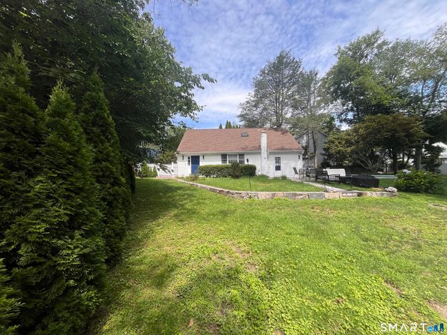 2196 North Benson Road, Fairfield, CT 06824