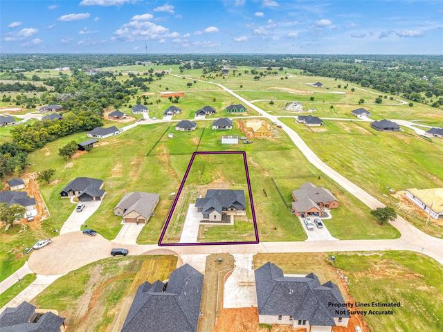 2436 Canyon Circle, Blanchard, OK 73010