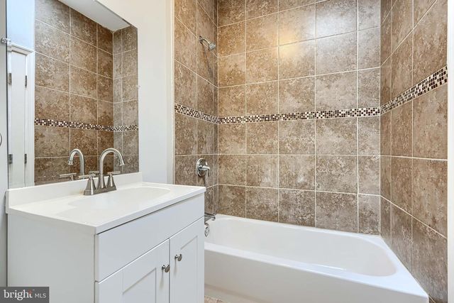 2511 MCCULLOH ST, Baltimore, MD 21217