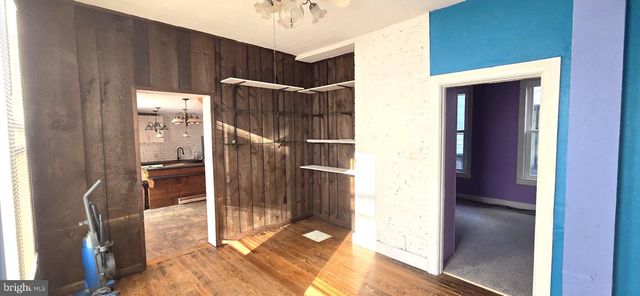 29 E SECOND ST, Waynesboro, PA 17268