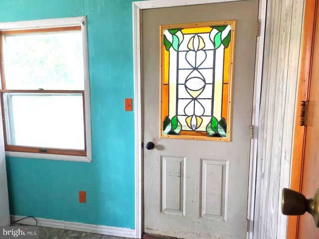 29 E SECOND ST, Waynesboro, PA 17268